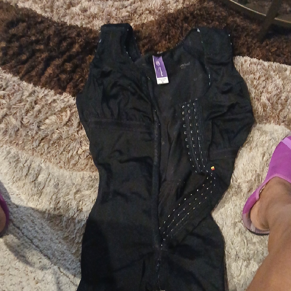 Secret Treasures Black Sleeveless Top